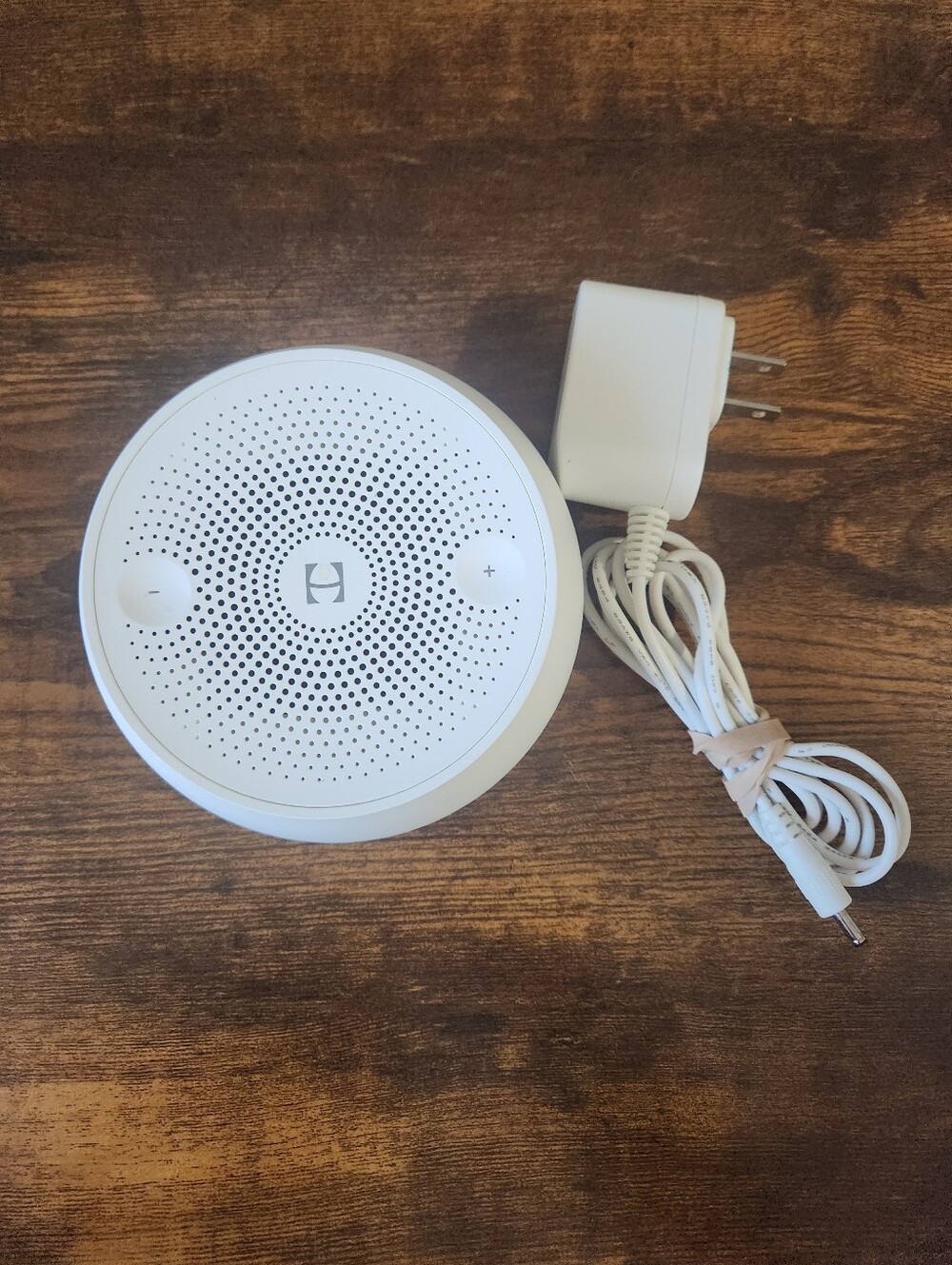 Hatch Rest Mini Sound Machine White Noise Machine for Baby
